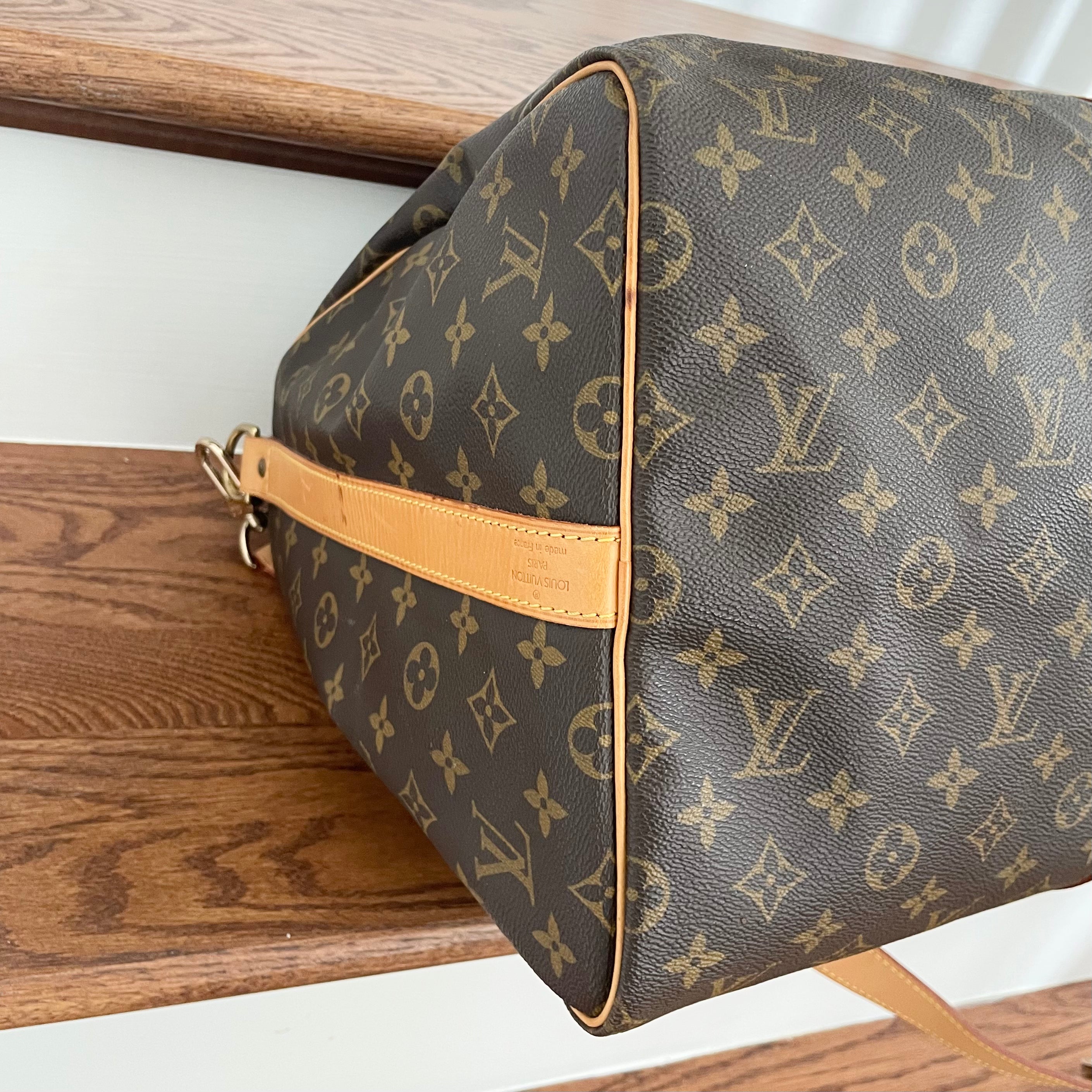 Authentic Louis Vuitton Monogram Keepall 55 Bandouliere