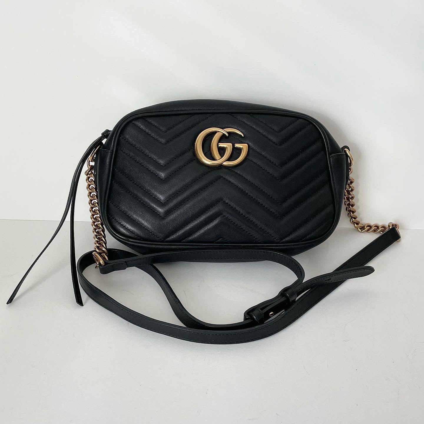 Gucci Black Mini Marmont Camera Bag – Luxe Touch Luxury Resale