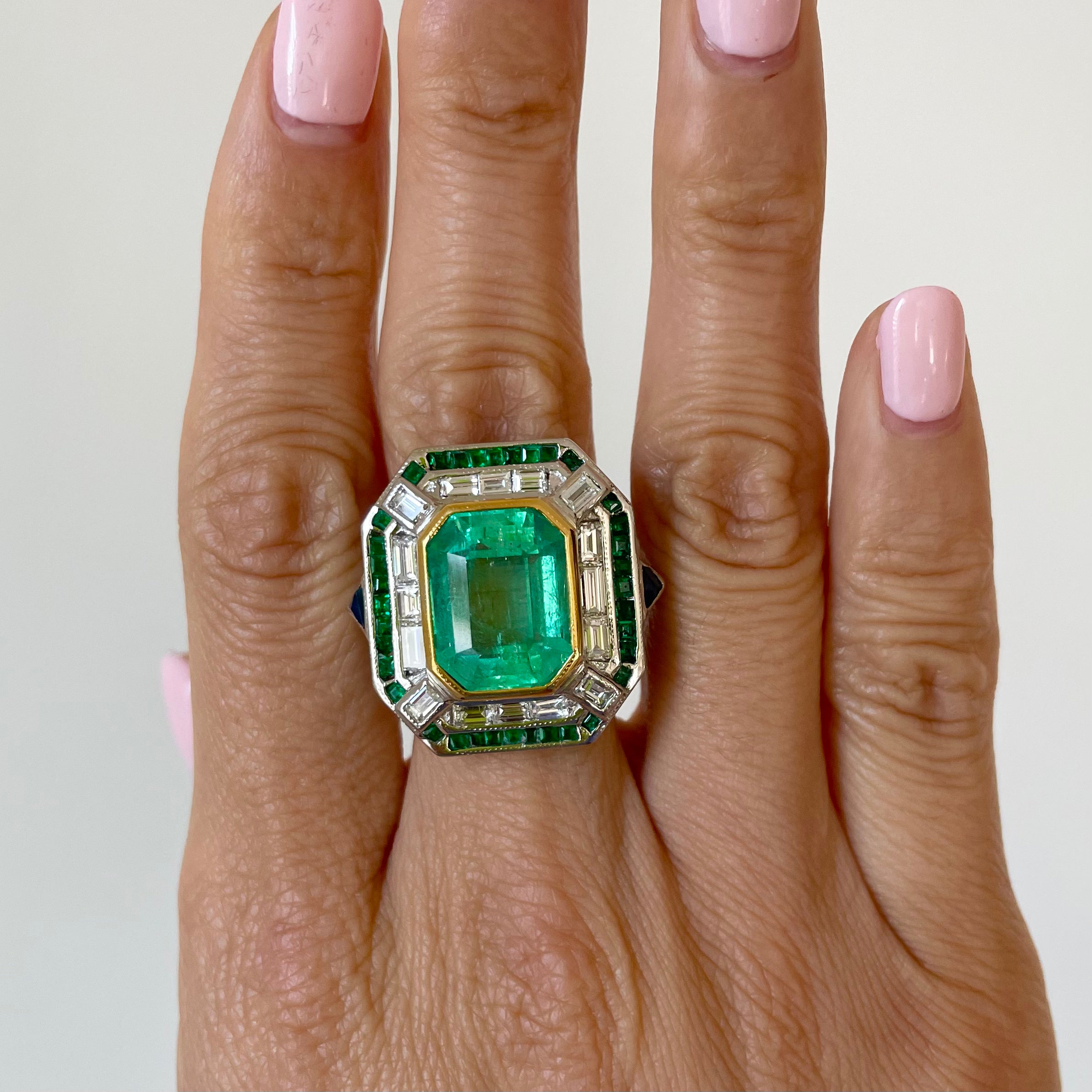 GIA Certified 9.3 ct Colombian Emerald Ring set in 18k yellow and white gold