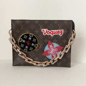 New Louis Vuitton Toiletry pouch on Chain, Louis Vuitton Toiletry 26 with  a chain